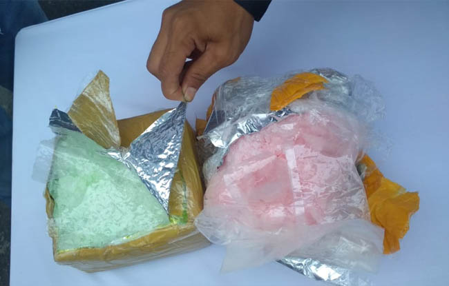 Direktorat Narkoba Polda Riau Temukan Jenis Sabu Baru Kwalitas Wahid Saat Melakukan Pengungkapan